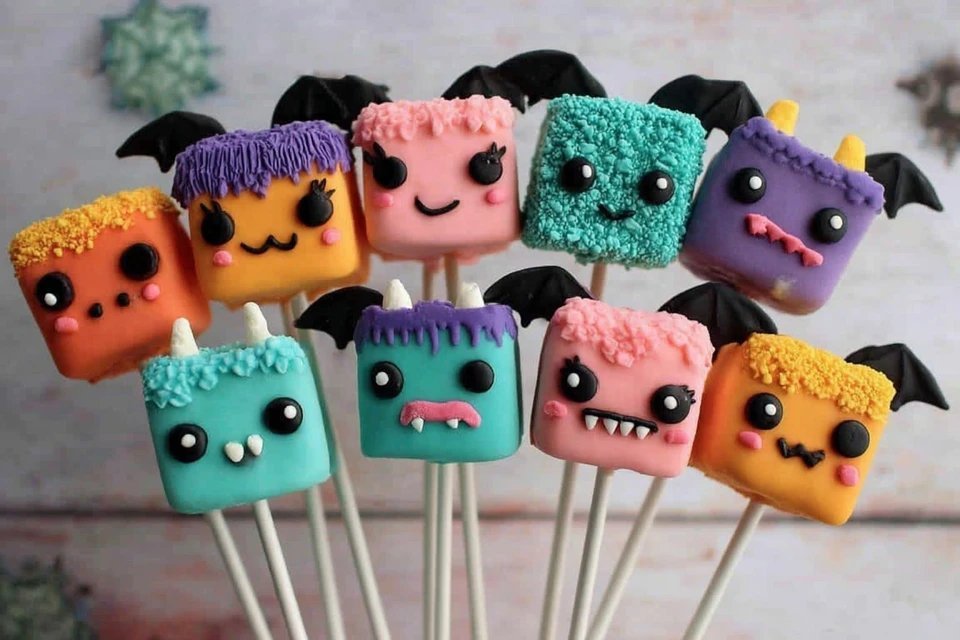 Easy Halloween Marshmallow Pops Kids Will Love